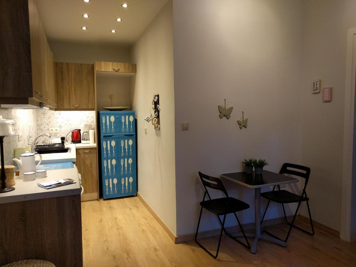 Cozy Apartment Ideally Located City Center And Megaron Moussikis Metro Station アテネ エクステリア 写真