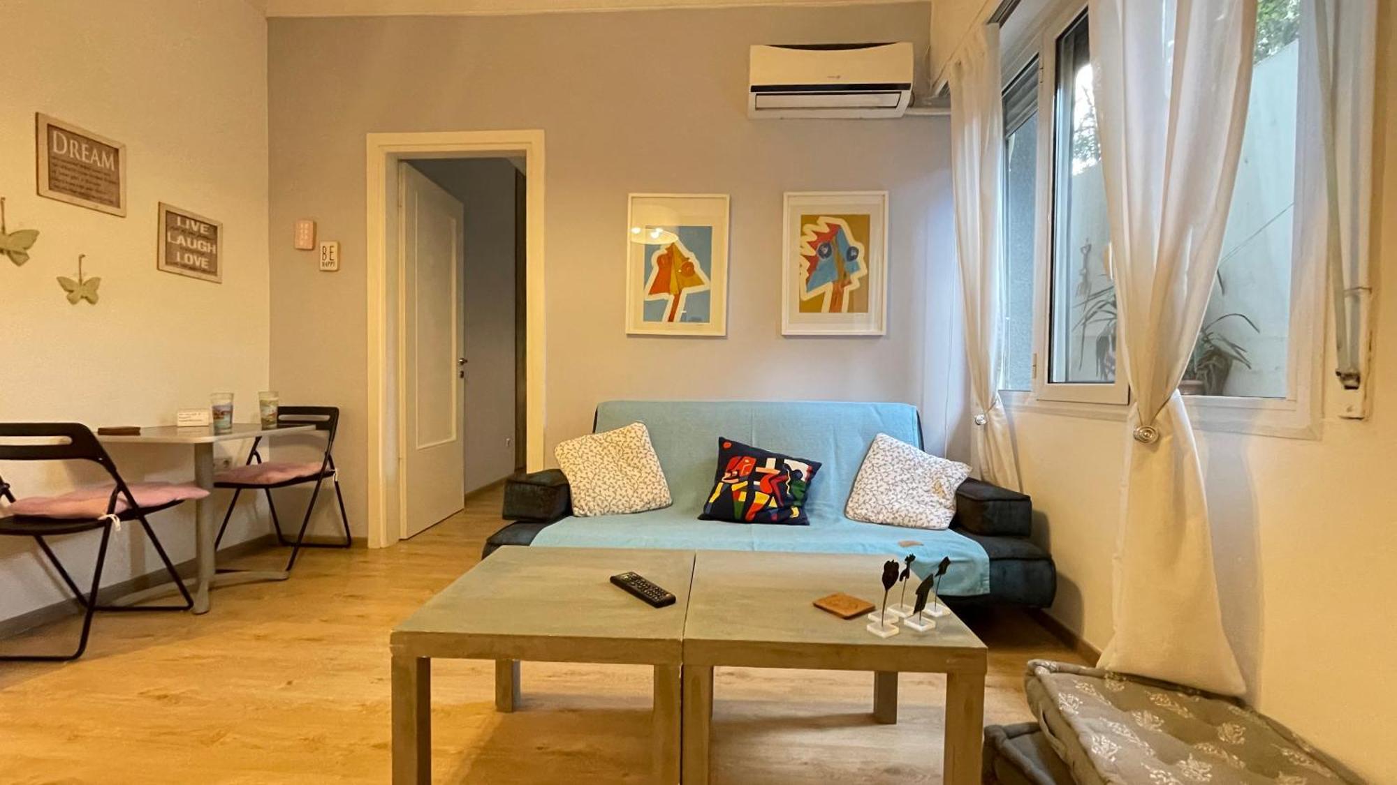 Cozy Apartment Ideally Located City Center And Megaron Moussikis Metro Station アテネ エクステリア 写真